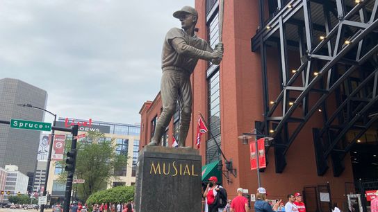 Final: Cardinals 3, Pirates 0 taken in St. Louis (Live coverage)